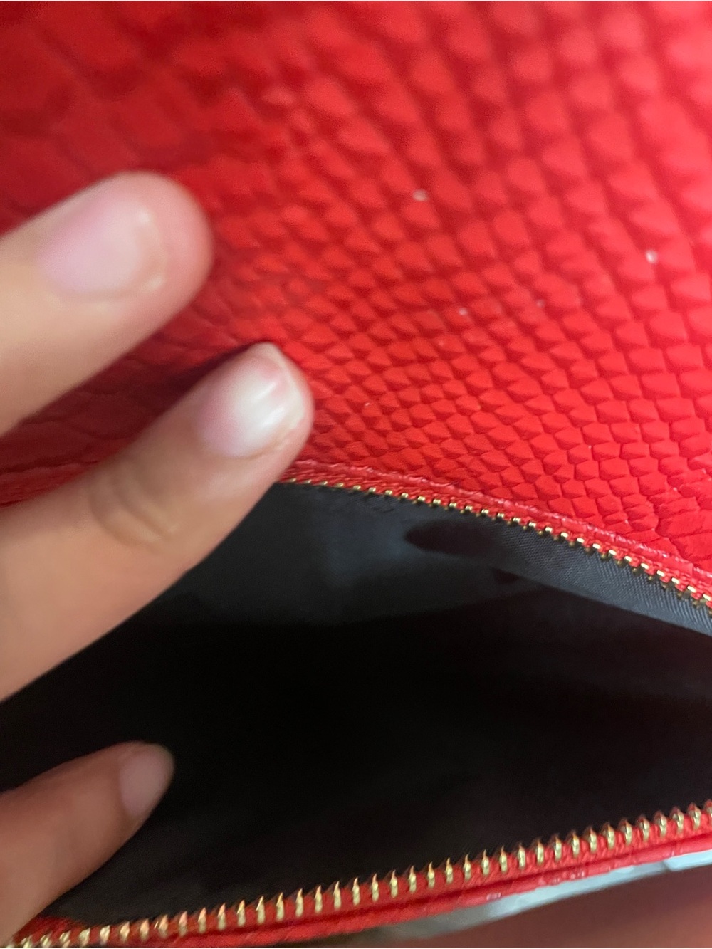 Red Textured Tote Bag - Picture 10 of 10